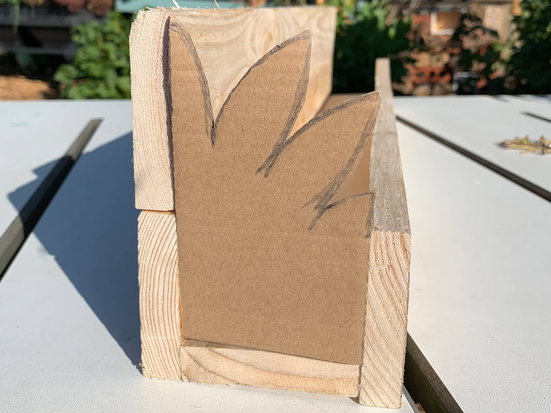 Side image of the pallet shelve. 