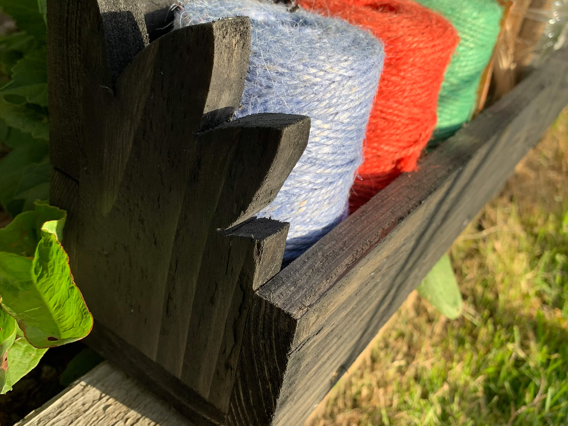 Edge of the pallet shelve. 